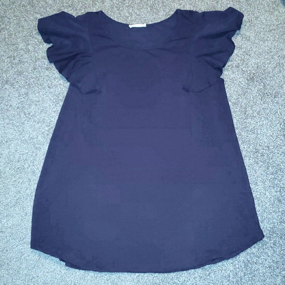 Flutter sleeve top